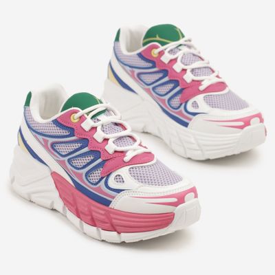 Buty sportowe damskie na wiosnę born2be ze sklepu: born2be.pl w kategorii: Buty sportowe damskie - zdjęcie 054DCF2-170-2564_374885