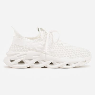 born2be - Buty sportowe damskie na wiosnę ze sklepu: born2be.pl w kategorii: Buty sportowe damskie - zdjęcie 054DCF2-170-2564_375162