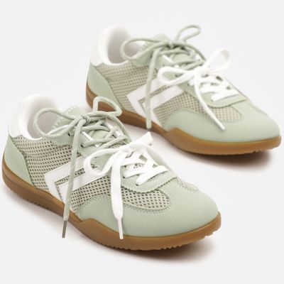 Buty sportowe damskie na wiosnę born2be ze sklepu: born2be.pl w kategorii: Buty sportowe damskie - zdjęcie 054DCF2-170-2564_375659