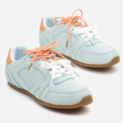 Buty sportowe damskie wiosenne born2be ze sklepu: born2be.pl w kategorii: Buty sportowe damskie - zdjęcie 054DCF2-170-2564_375662