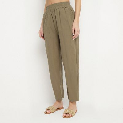 born2be - Spodnie damskie casual na wiosnę ze sklepu: born2be.pl w kategorii: Spodnie damskie - zdjęcie 054DCF2-170-2564_378054