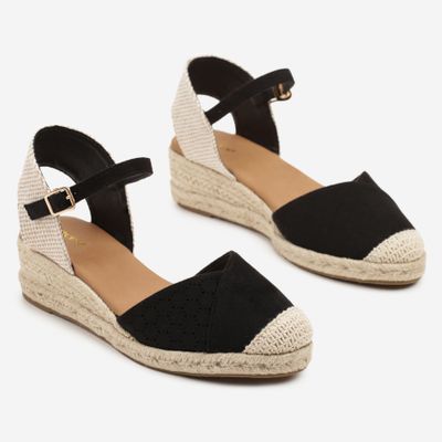 Espadryle damskie na lato born2be ze sklepu: born2be.pl w kategorii: Espadryle damskie - zdjęcie 054DCF2-170-2564_378768