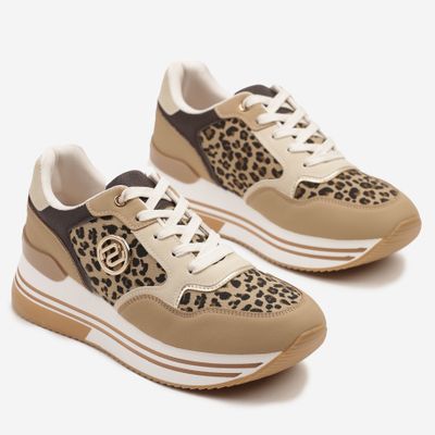 born2be - Buty sportowe damskie na wiosnę ze sklepu: born2be.pl w kategorii: Buty sportowe damskie - zdjęcie 054DCF2-170-2564_380329