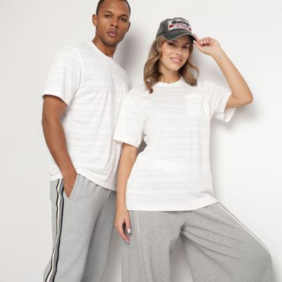 T-shirt męski casual na wiosnę born2be ze sklepu: born2be.pl w kategorii: T-shirty męskie - zdjęcie 054DCF2-170-2564_381898