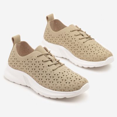 Buty sportowe damskie na wiosnę born2be ze sklepu: born2be.pl w kategorii: Buty sportowe damskie - zdjęcie 054DCF2-170-2564_383185