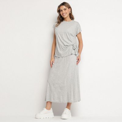 Komplet casual born2be ze sklepu: born2be.pl w kategorii: Komplety i garnitury damskie - zdjęcie 054DCF2-170-2564_383279