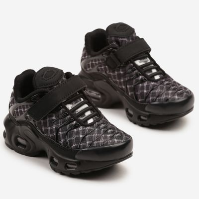 Buty sportowe dziecięce jesienne na wiosnę born2be ze sklepu: born2be.pl w kategorii: Buty sportowe dziecięce - zdjęcie 054DCF2-170-2564_384889