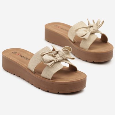 born2be - Klapki damskie na lato ze sklepu: born2be.pl w kategorii: Klapki damskie - zdjęcie 054DCF2-170-2564_385872