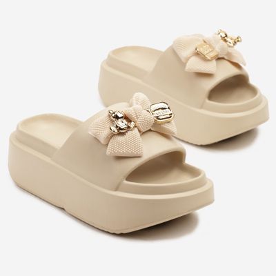 Klapki damskie na lato born2be ze sklepu: born2be.pl w kategorii: Klapki damskie - zdjęcie 054DCF2-170-2564_385903