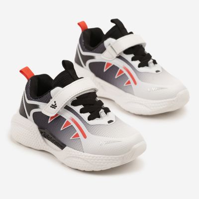 Buty sportowe dziecięce wiosenne born2be ze sklepu: born2be.pl w kategorii: Buty sportowe dziecięce - zdjęcie 054DCF2-170-2564_386169