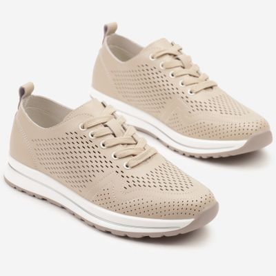 Buty sportowe damskie na wiosnę born2be ze sklepu: born2be.pl w kategorii: Buty sportowe damskie - zdjęcie 054DCF2-170-2564_386510