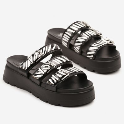 Klapki damskie boho na wiosnę born2be ze sklepu: born2be.pl w kategorii: Klapki damskie - zdjęcie 054DCF2-170-2564_388912