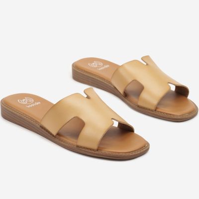 Klapki damskie wiosenne born2be ze sklepu: born2be.pl w kategorii: Klapki damskie - zdjęcie 054DCF2-170-2564_388975