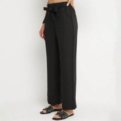 born2be - Spodnie damskie casual ze sklepu: born2be.pl w kategorii: Spodnie damskie - zdjęcie 054DCF2-170-2564_390841