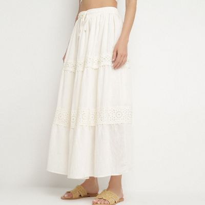 Spódnica boho na wiosnę born2be ze sklepu: born2be.pl w kategorii: Spódnice - zdjęcie 054DCF2-170-2564_392133