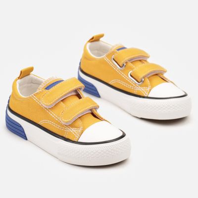 Trampki dziecięce na wiosnę born2be ze sklepu: born2be.pl w kategorii: Trampki dziecięce - zdjęcie 054DCF2-170-2564_397378