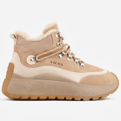 born2be - Buty sportowe damskie na wiosnę ze sklepu: born2be.pl w kategorii: Buty sportowe damskie - zdjęcie 054DCF2-170-2564_399669