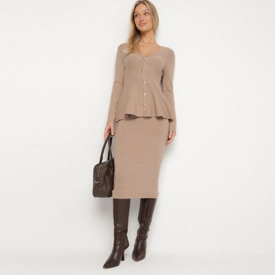 Komplet na wiosnę casual born2be ze sklepu: born2be.pl w kategorii: Komplety i garnitury damskie - zdjęcie 054DCF2-170-2564_400641