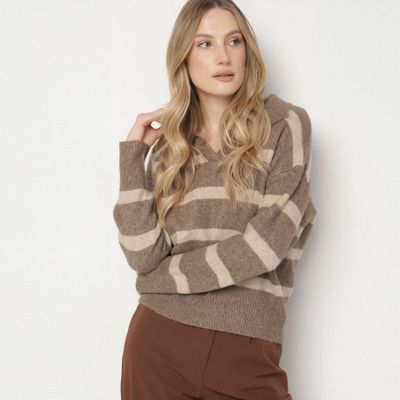 Sweter damski na zimę casual born2be ze sklepu: born2be.pl w kategorii: Swetry damskie - zdjęcie 054DCF2-170-2564_400927