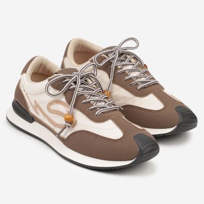 Buty sportowe damskie jesienne wiosenne born2be ze sklepu: born2be.pl w kategorii: Buty sportowe damskie - zdjęcie 054DCF2-170-2564_402724