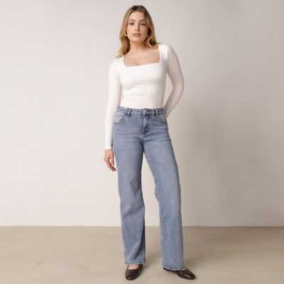 Jeansy damskie casual born2be ze sklepu: born2be.pl w kategorii: Jeansy damskie - zdjęcie 054DCF2-170-2564_402786
