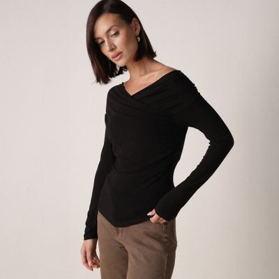 Bluzka damska casual born2be ze sklepu: born2be.pl w kategorii: Bluzki damskie - zdjęcie 054DCF2-170-2564_402894