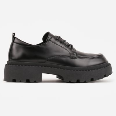 Półbuty damskie jesienne born2be ze sklepu: born2be.pl w kategorii: Półbuty damskie - zdjęcie 054DCF2-170-2564_404266