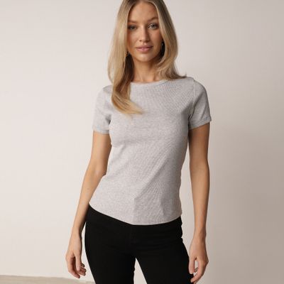 Bluzka damska na wiosnę casual born2be ze sklepu: born2be.pl w kategorii: Bluzki damskie - zdjęcie 054DCF2-170-2564_405481