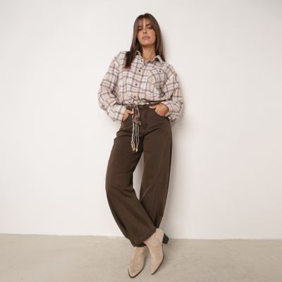 Jeansy damskie born2be ze sklepu: born2be.pl w kategorii: Jeansy damskie - zdjęcie 054DCF2-170-2564_409916