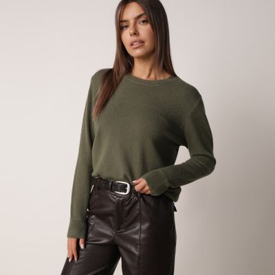 Sweter damski na zimę casual born2be ze sklepu: born2be.pl w kategorii: Swetry damskie - zdjęcie 054DCF2-170-2564_410171