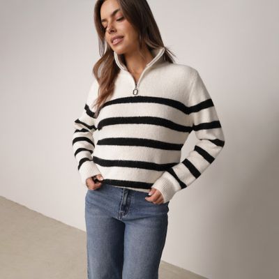 born2be - Sweter damski na zimę casual ze sklepu: born2be.pl w kategorii: Swetry damskie - zdjęcie 054DCF2-170-2564_410448