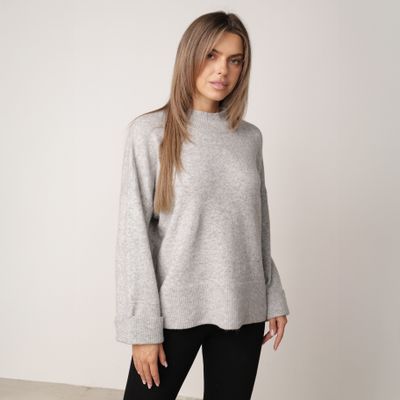 Sweter damski casual born2be ze sklepu: born2be.pl w kategorii: Swetry damskie - zdjęcie 054DCF2-170-2564_411031
