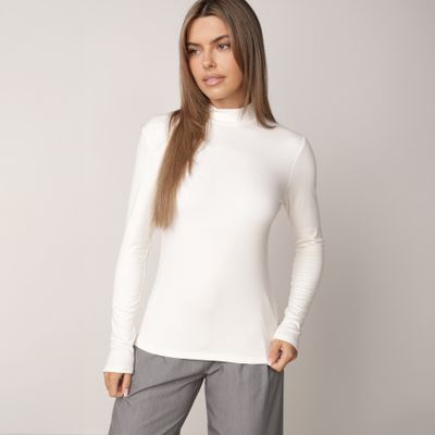 Bluzka damska casual na wiosnę born2be ze sklepu: born2be.pl w kategorii: Bluzki damskie - zdjęcie 054DCF2-170-2564_411075