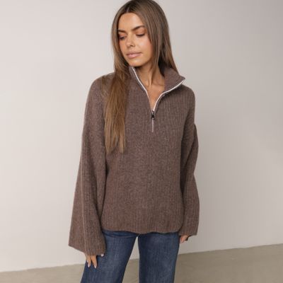 Sweter damski na zimę born2be ze sklepu: born2be.pl w kategorii: Swetry damskie