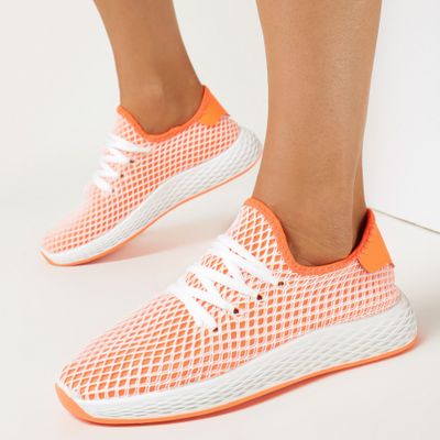 Buty sportowe damskie na wiosnę born2be ze sklepu: born2be.pl w kategorii: Buty sportowe damskie - zdjęcie 054DCF2-170-2564_99609