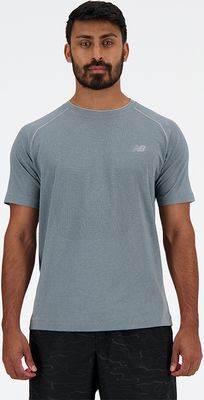 T-shirt męski na wiosnę New Balance ze sklepu: New Balance Poland w kategorii: T-shirty męskie - zdjęcie 08F3FC-30B-10813_3212565