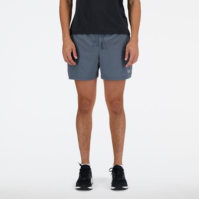 Spodenki męskie na jesień New Balance ze sklepu: New Balance Poland w kategorii: Spodenki męskie - zdjęcie 08F3FC-30B-10813_3214211