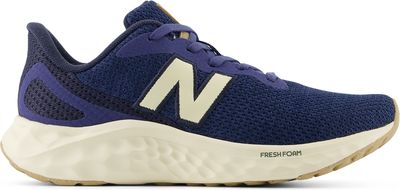 Buty sportowe damskie wiosenne New Balance ze sklepu: New Balance Poland w kategorii: Buty sportowe damskie - zdjęcie 08F3FC-30B-10813_3214774