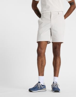 Spodenki męskie w sportowym stylu New Balance ze sklepu: New Balance Poland w kategorii: Spodenki męskie - zdjęcie 08F3FC-30B-10813_3214893