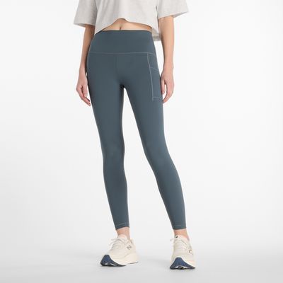 Spodnie damskie w sportowym stylu New Balance ze sklepu: New Balance Poland w kategorii: Spodnie damskie - zdjęcie 08F3FC-30B-10813_3215334