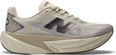New Balance - Buty sportowe damskie na wiosnę ze sklepu: New Balance Poland w kategorii: Buty sportowe damskie - zdjęcie 08F3FC-30B-10813_3215847
