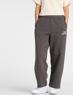 Spodnie damskie sportowe New Balance ze sklepu: New Balance Poland w kategorii: Spodnie damskie - zdjęcie 08F3FC-30B-10813_3216229