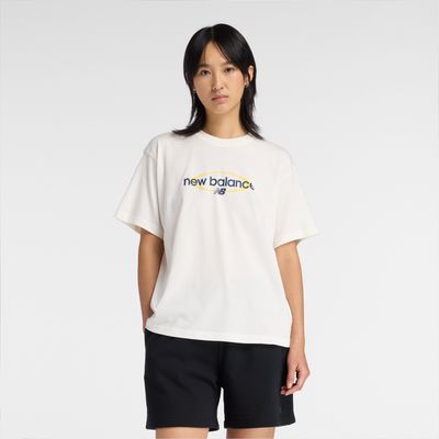 Bluzka damska w sportowym stylu New Balance ze sklepu: New Balance Poland w kategorii: Bluzki damskie - zdjęcie 08F3FC-30B-10813_3216349