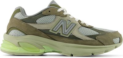 New Balance - Buty sportowe damskie na wiosnę ze sklepu: New Balance Poland w kategorii: Buty sportowe damskie - zdjęcie 08F3FC-30B-10813_3216778