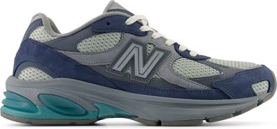 Buty sportowe damskie na wiosnę New Balance ze sklepu: New Balance Poland w kategorii: Buty sportowe damskie - zdjęcie 08F3FC-30B-10813_3217071