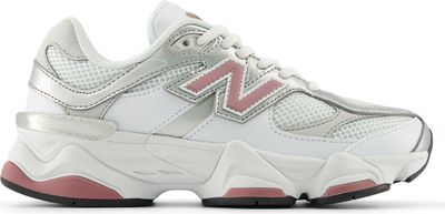 New Balance - Buty sportowe dziecięce na wiosnę ze sklepu: New Balance Poland w kategorii: Buty sportowe dziecięce - zdjęcie 08F3FC-30B-10813_3217108