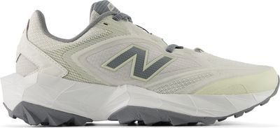 Buty sportowe damskie wiosenne New Balance ze sklepu: New Balance Poland w kategorii: Buty sportowe damskie - zdjęcie 08F3FC-30B-10813_3217630