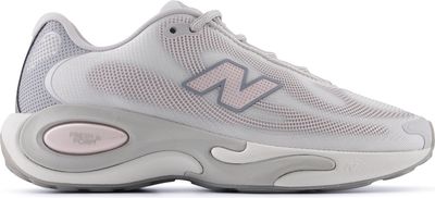 Buty sportowe damskie wiosenne New Balance ze sklepu: New Balance Poland w kategorii: Buty sportowe damskie - zdjęcie 08F3FC-30B-10813_3217635