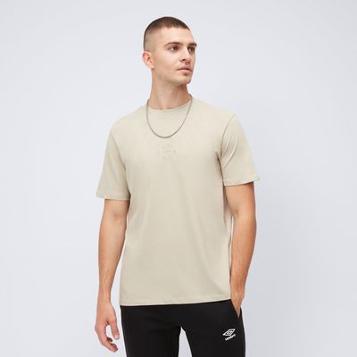 T-shirt męski casual Umbro ze sklepu: 50style.pl w kategorii: T-shirty męskie - zdjęcie 110026D-FE4-6238_66607U-MRU