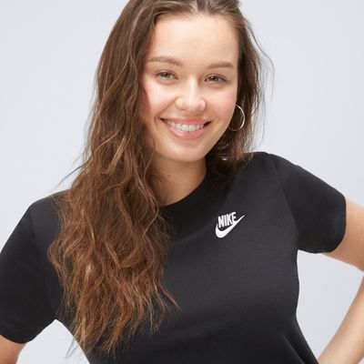 Bluzka damska na wiosnę Nike ze sklepu: 50style.pl w kategorii: Bluzki damskie - zdjęcie 110026D-FE4-6238_DX7902-010
